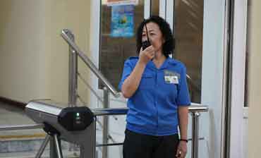 Служебная рация охранника